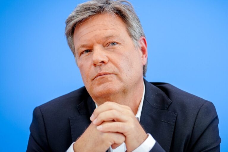 Wirtschaftsminister Robert Habeck darf laut Urteil „Vollidiot“ genannt werden.
