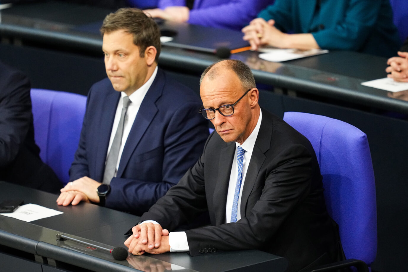 Kurz nach Regierungsantritt schon im Streit: Vizekanzler Lars Klingbeil (SPD, links) und Bundeskanzler Friedrich Merz (CDU).
