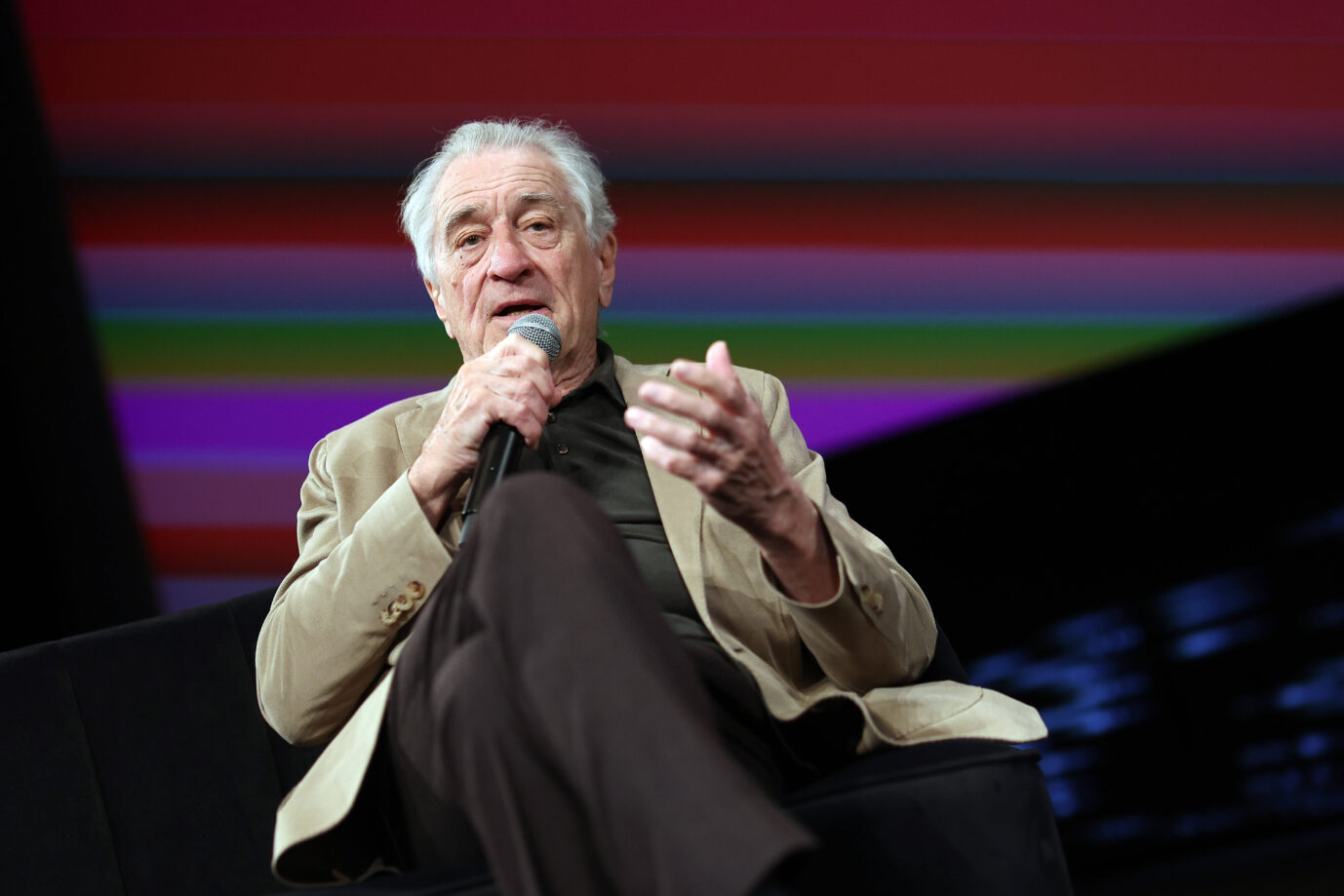 Filmlegende Robert De Niro wetterte in Cannes heftig gegen US-Präsident Donald Trump.