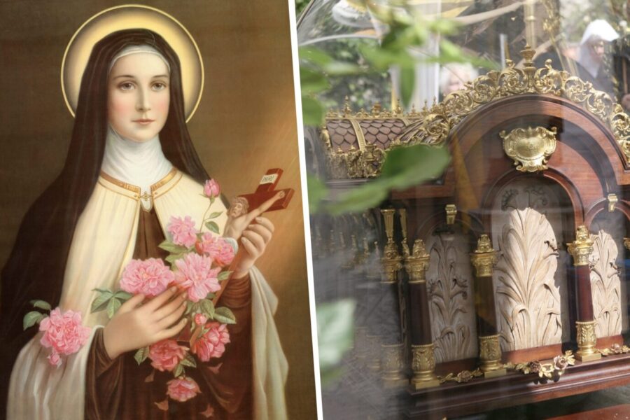 Links sieht man die heilige Thérèse von Lisieux in ihrer Nonnenkleidung und mit Heiligenschein, daneben sieht man ihren Reliquienschrein