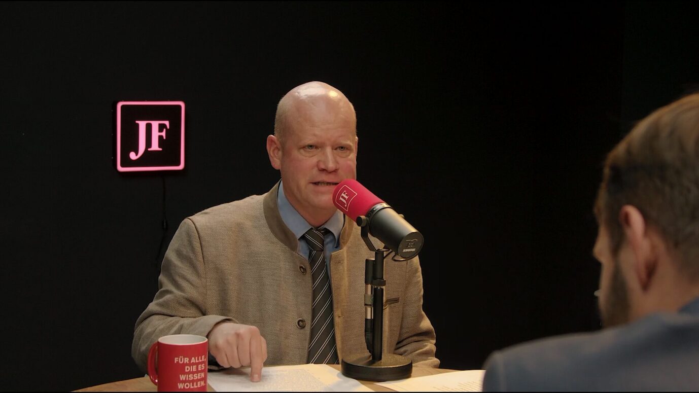 Ulrich Vosgerau im JF-TV-Gespräch zum Gutachten des Verfassungsschutzes über die AfD