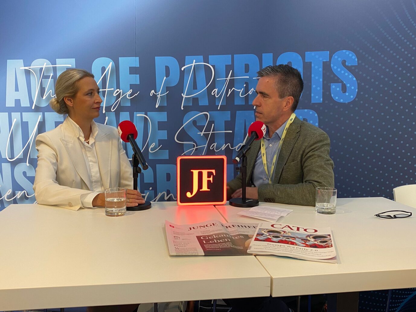 AfD-Chefin Alice Weidel im Interview mit JF-Chefredakteur Dieter Stein. Foto: JF