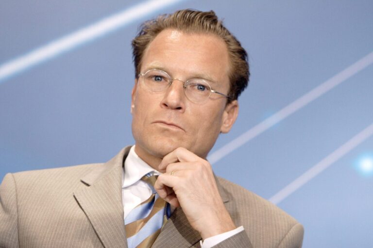 Kritiker des Verfassungsschutzes in Sachen AfD-Gutachten, der Jurist Prof. Dr. Hubertus Gersdorf, Staatsrechtler und Medienrechtler der Universität Leipzig, zuvor Universität Rostock, anlässlich der 39. Mainzer Tage der Fernsehkritik - Macht und Medien - in Mainz, 2006. Foto: Imago / Hoffmann