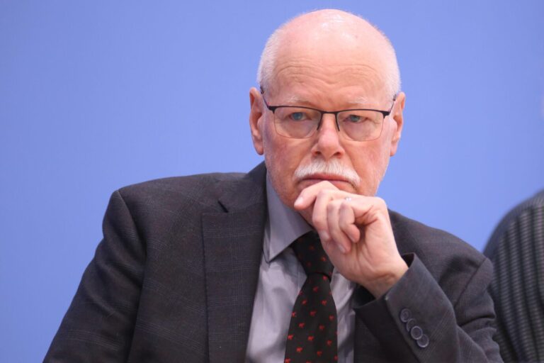 Bremens Innensenator Ulrich Mäurer (SPD) hält ein AfD-Verbotsverfahren für riskant.