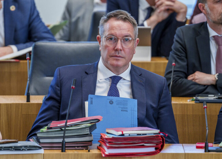 Im Umfragetief, aber aktiv gegen die AfD: Alexander Schweitzer (SPD), Ministerpräsident von Rheinland-Pfalz.