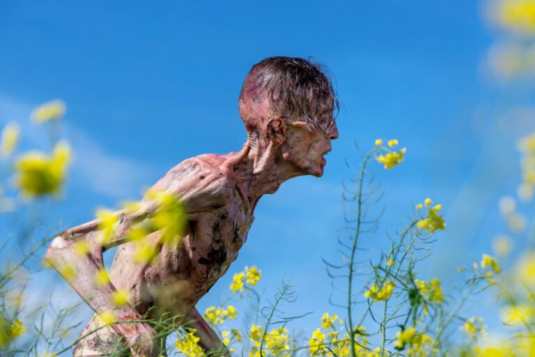 In "28 Years Later" durchstreifen Zombies England und stellen die Menschheit vor existentielle Fragen.