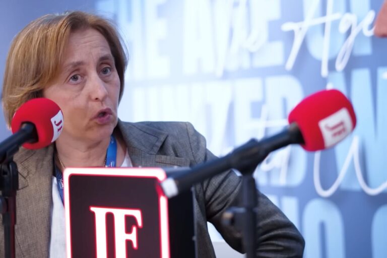 Das Bild zeigt die AfD-Politikerin Beatrix von Storch im Gespräch mit JF-Chefredakteur Dieter Stein. Auch mit Markus Frohnmaier hat die JF gesprochen.