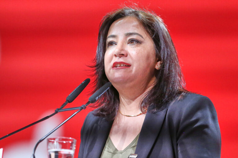 Die Linken-Bundestagsabgeordnete Gökay Akbulut.