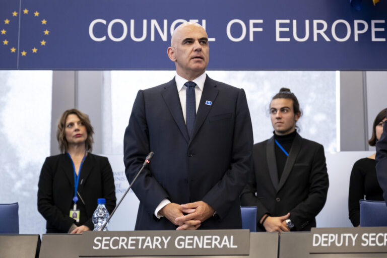 Das Bild zeigt den Generalsekretär des Europarats, Alain Berset. Er behauptet, besorgt zu sein über den Zustand der Demokratie.