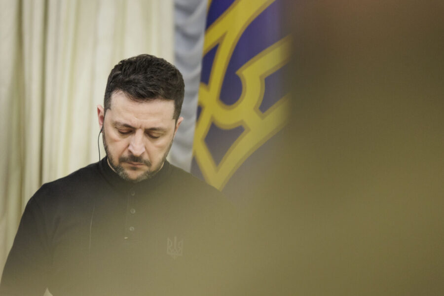 Mit seinem neuen Korruptionsgesetz provozierte der ukrainische Präsident Selenskyj nicht nur innerukrainische Proteste.