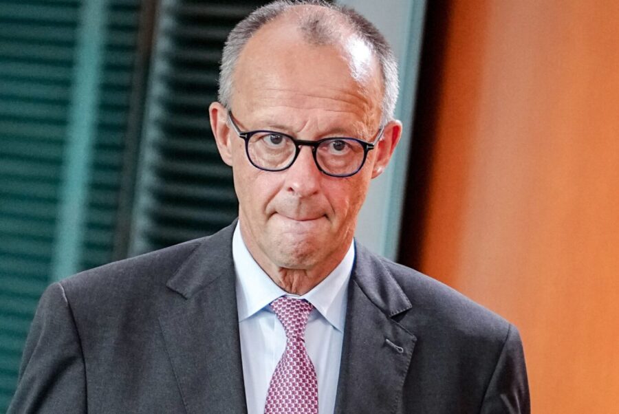 Keine Senkung der Stromsteuer: Bundeskanzler Friedrich Merz am Mittwoch auf dem Weg in die Kabinettssitzung.