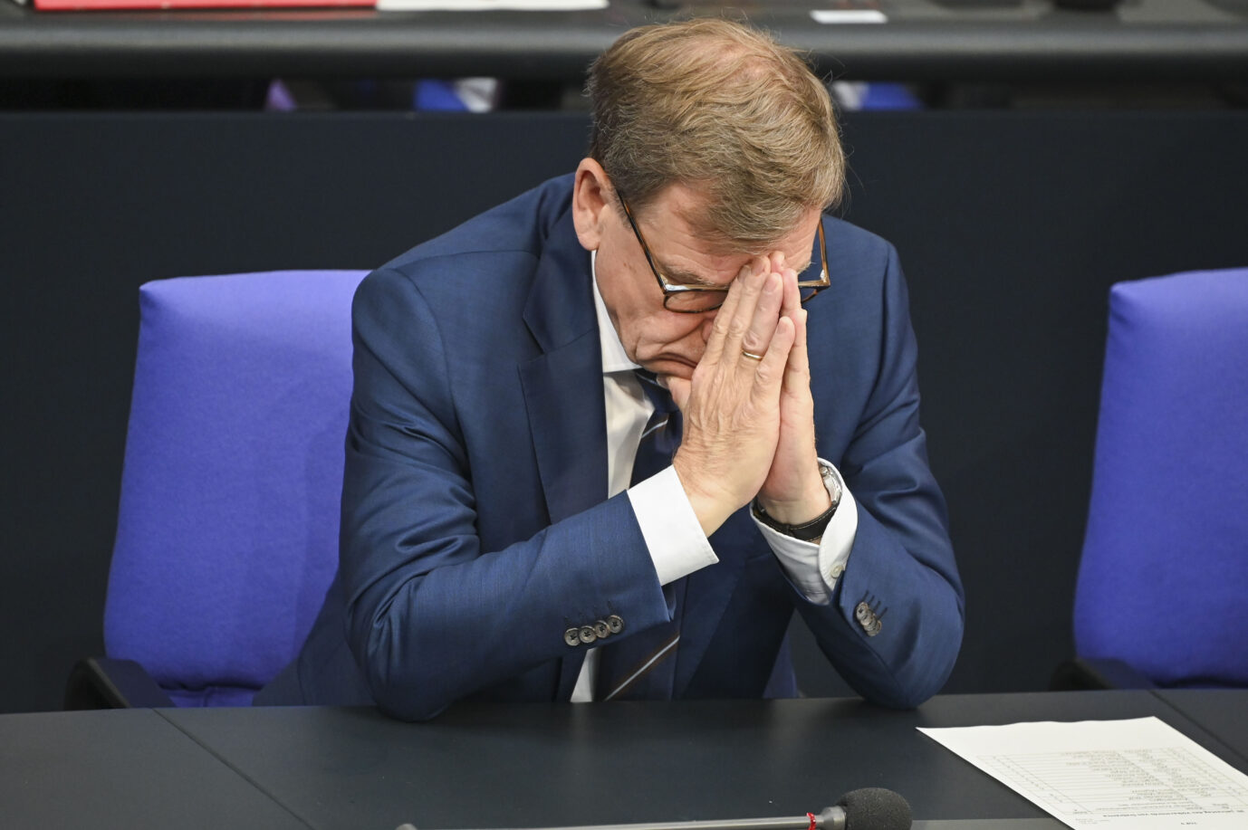 Außenminister Wadephul ist entsetzt, daß Pakistan die Afghanen, die er einfliegen wollte, in deren Heimatländer abschiebt.