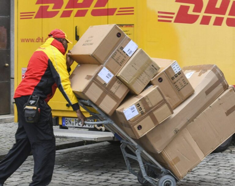 Auch Logistik-Unternehmer fordern weitere Zuwanderung von Geringqualifizierten. Symbolbild: IMAGO / Winfried Rothermel