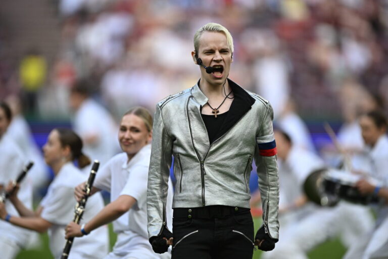 Der russische Sänger Shaman: Nur wenige Monate nach dem Ausbruch des Ukrainekrieges im Jahr 2022 wurde er als „Verdienter Künstler Rußlands“ ausgezeichnet. (Themenbild)