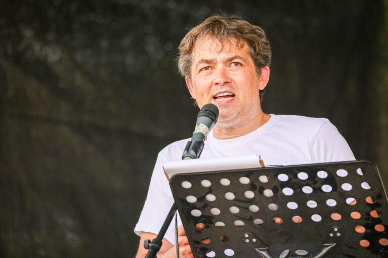 Wurde von den schwersten Vorwürfen freigesprochen: Querdenker-Gründer Michael Ballweg. Foto: IMAGO / Carmele/tmc-fotografie.de