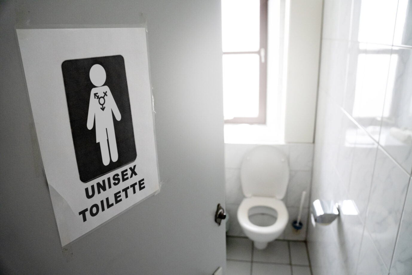 Eine Unisex-Toilette auch für Transgeschlechtliche.