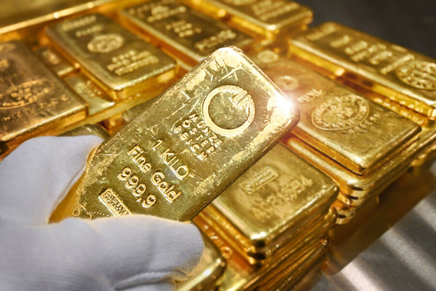 Gestapelte Goldbarren in München. Wie sicher ist das deutsche Gold?