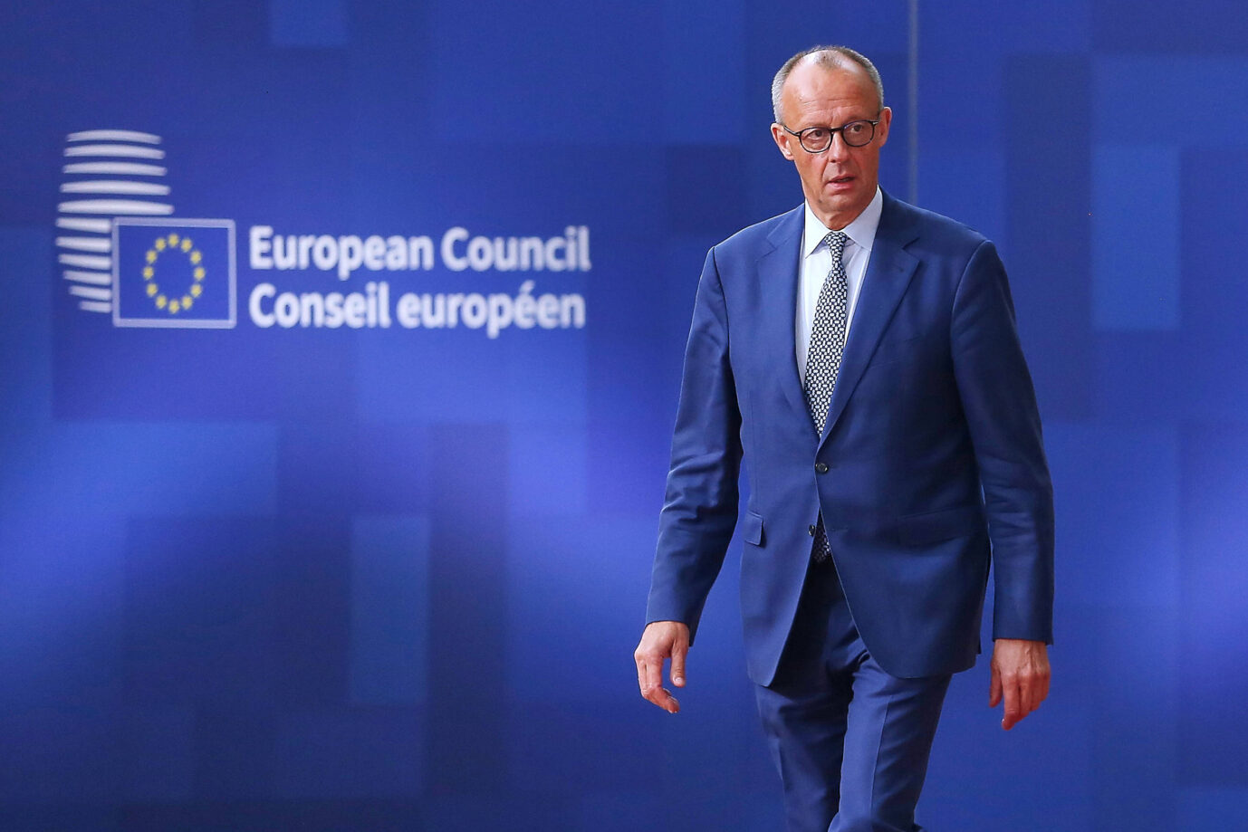 Bundeskanzler Friedrich Merz (CDU) in Brüssel: Münkler sieht eine doppelte Rolle für Deutschland in Europa vor. (Themenbild)