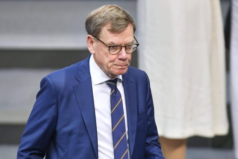 Außenminister Johann Wadephul, der Israel kritisiert
