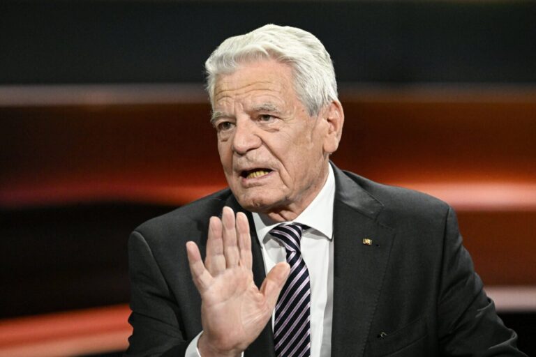 Joachim Gauck kritisiert Israel bei Markus Lanz. Ein AfD-Verbot lehnt er ab.