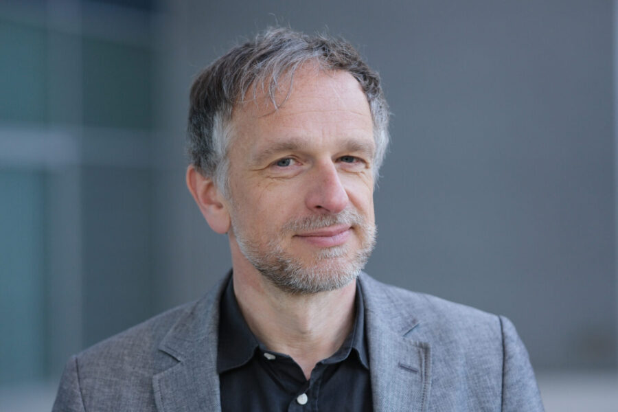Journalist und Ex-ARD-Redakteur Alexander Teske, Autor des ÖRR-kritischen Bestsellers „Inside Tagesschau – Zwischen Nachrichten und Meinungsmache: angepaßt, aktivistisch, abgehoben“. Foto: picture alliance/dpa