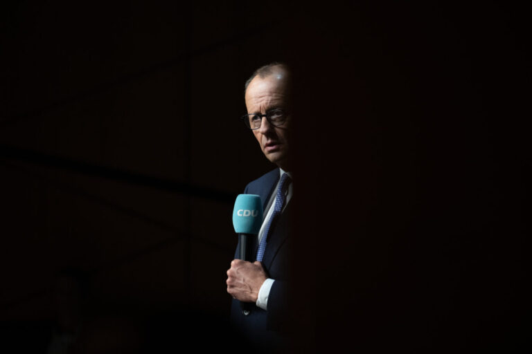 Lenkte die Blicke der Welt auf Berlin: Bundeskanzler Friedrich Merz (CDU). picture alliance/dpa | Boris Roessler