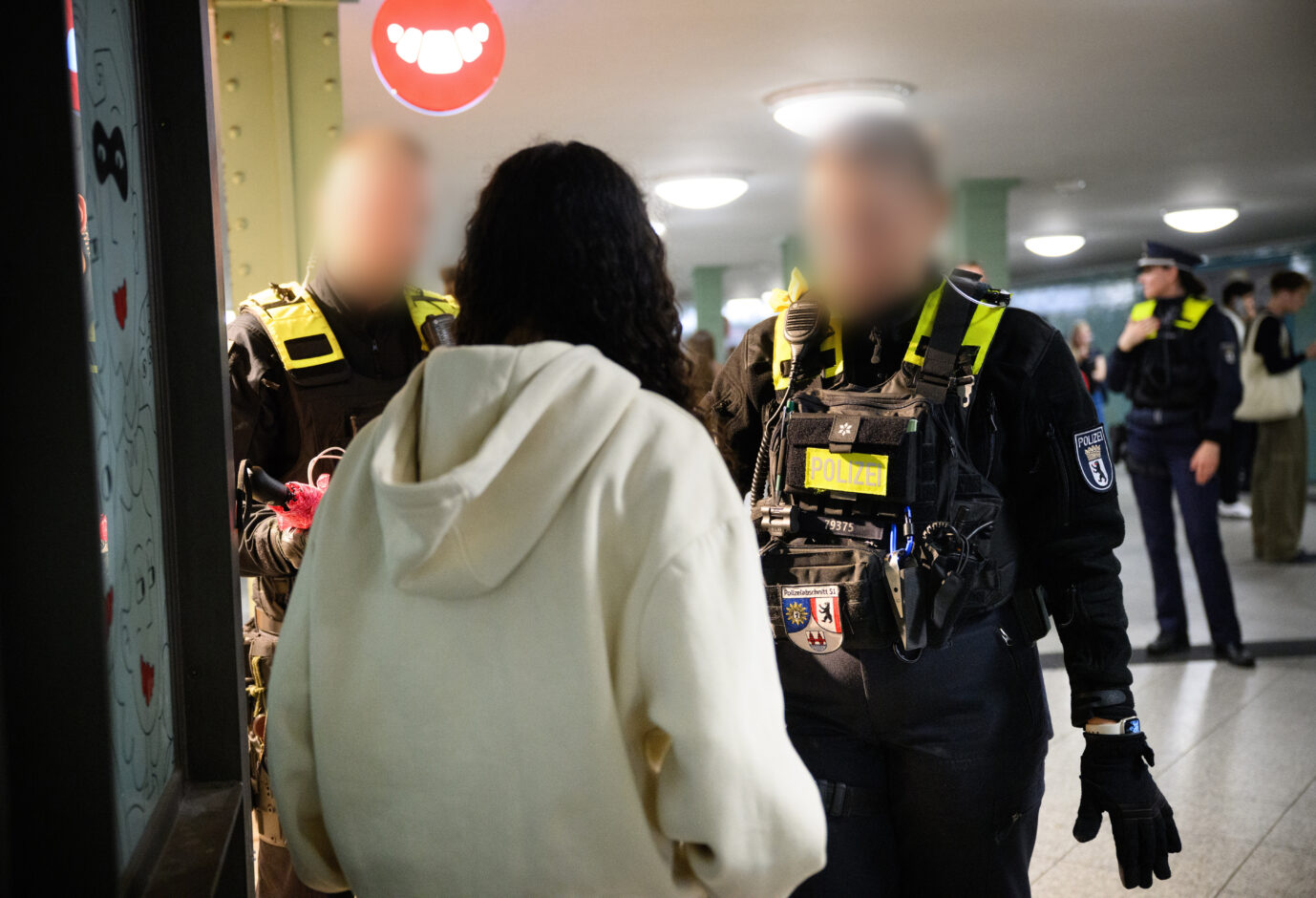 In Berlin ist ein Streit unter Afghanen eskaliert. Symbolbild: picture alliance/dpa | Bernd von Jutrczenka