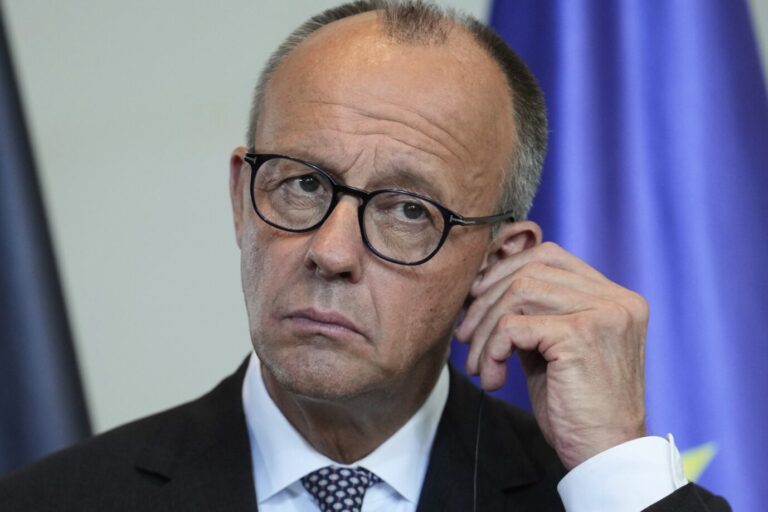 Nur ein Drittel der Deutschen ist noch zufrieden mit Bundeskanzler Friedrich Merz.