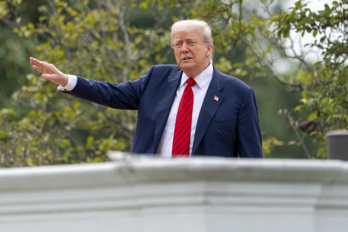Das Bild zeigt den Präsidenten der USA, Donald Trump.