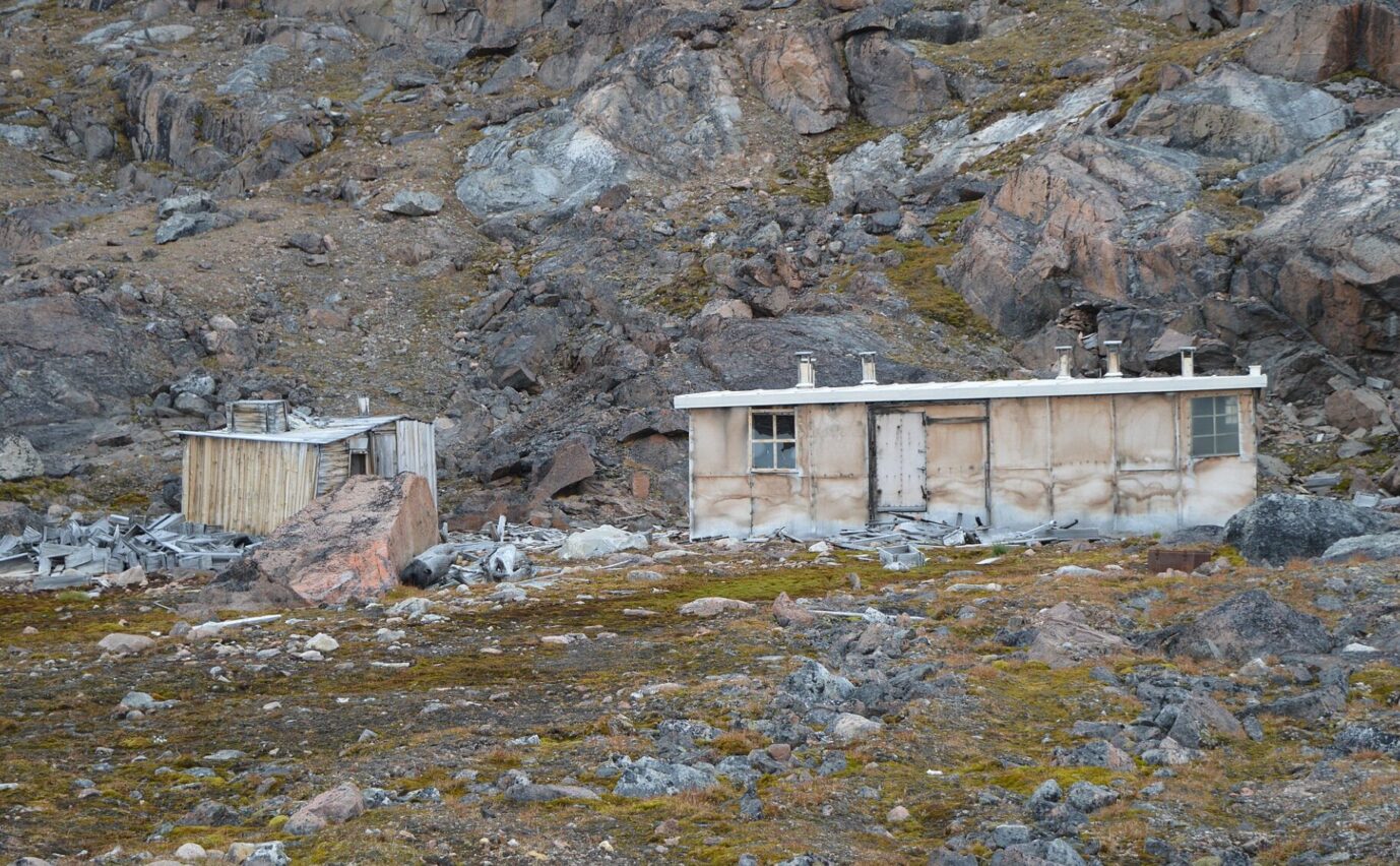 Die Wetterstation "Haudegen" auf der norwegischen Inselgruppe Spitzbergen.