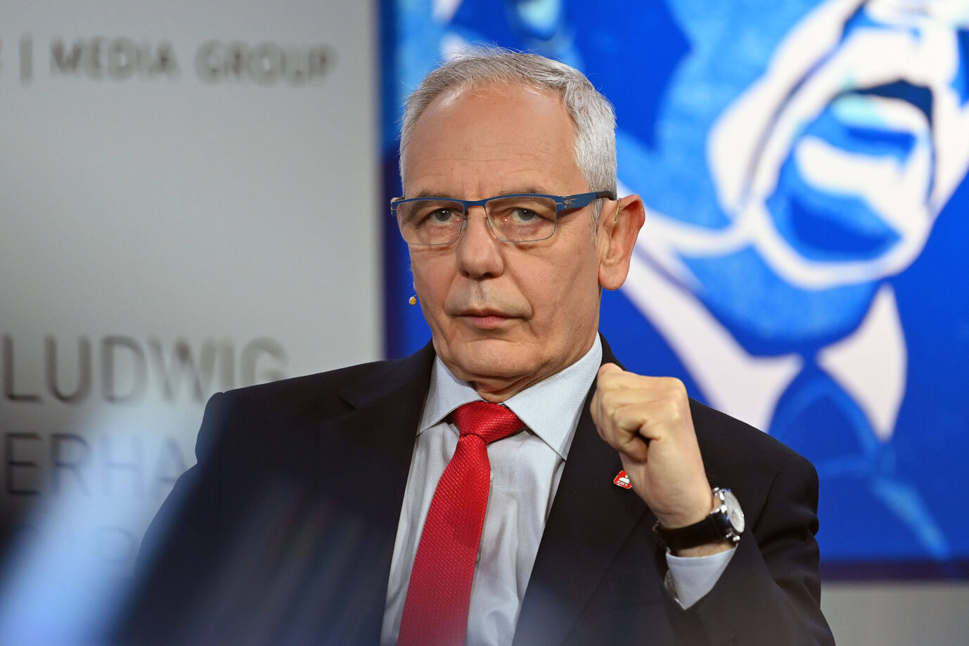 Michael Vassiliadis, Vorsitzender der Gewerkschaft IG Bergbau, Chemie, Energie, Einzelbild,angeschnittenes Einzelmotiv,Portraet,Portrait,Porträt. Er ist ein Kritiker des CO2-Emissionshandels der EU. Ludwig Erhard Gipfel 2025 auf Gut Kaltenbrunn am Tegernsee am 08.05.2025. *** Michael Vassiliadis, Chairman of the IG Bergbau, Chemie, Energie trade union, single image, cropped single motif, portrait, portrait Ludwig Erhard Summit 2025 at Gut Kaltenbrunn on Lake Tegernsee on 08 05 2025