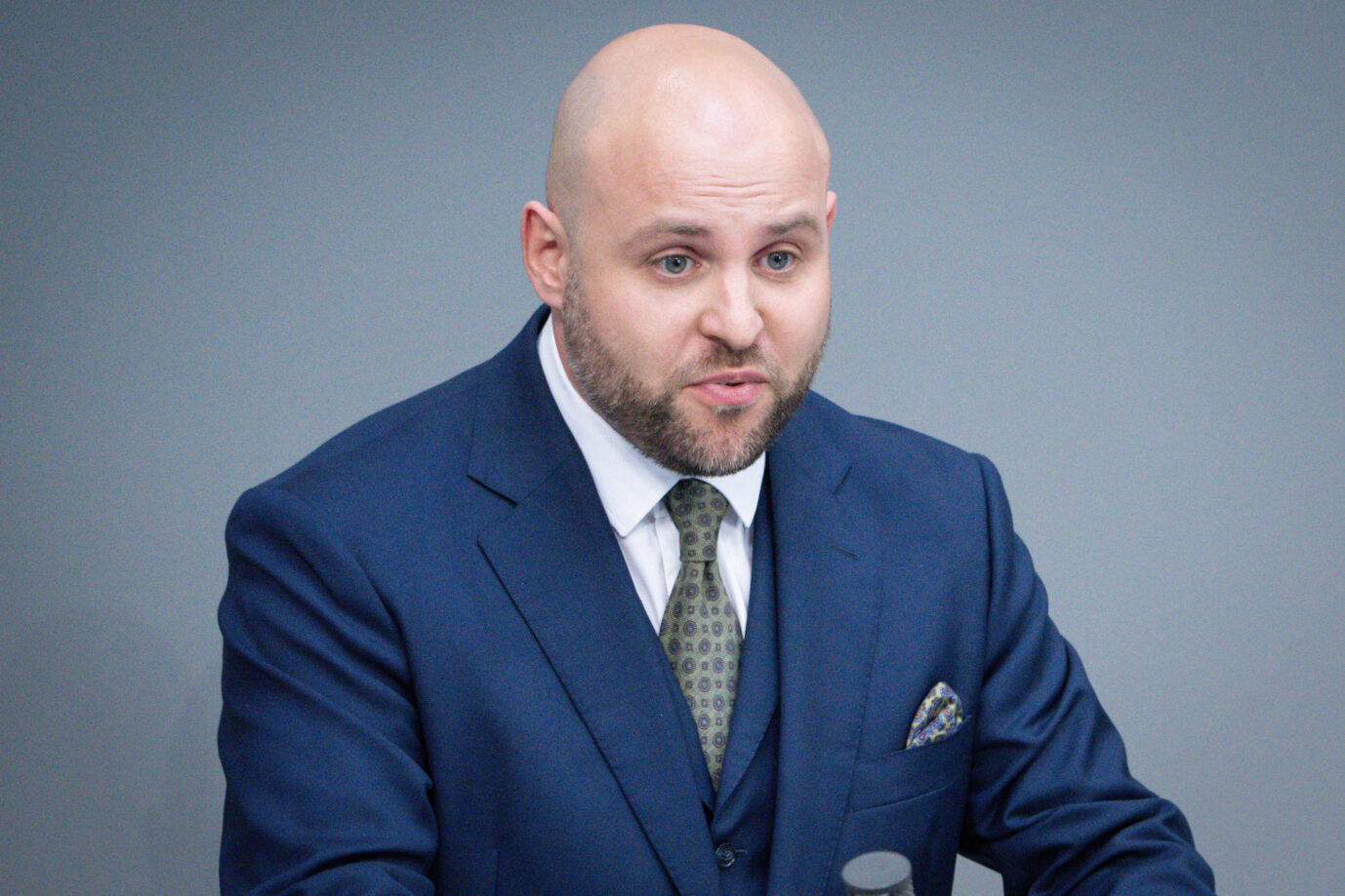 Der stellvertretende Fraktionschef im Bundestag und außenpolitischer Sprecher der AfD: Markus Frohnmaier. Foto: IMAGO / Political-Moments