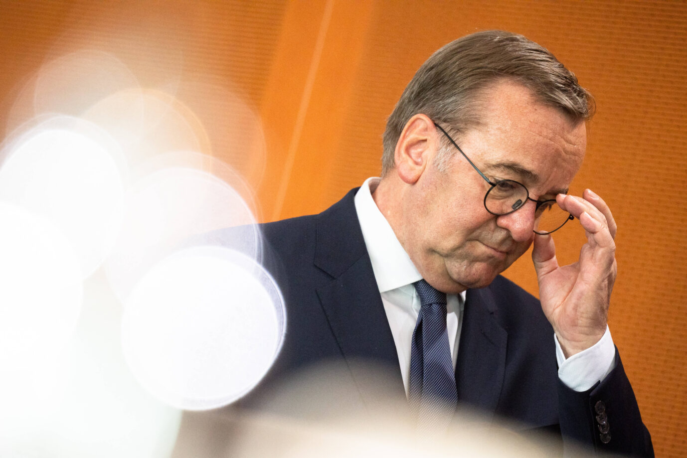 Deutschland. Verteidigungsminister Boris Pistorius (SPD) hat in der Bevölkerung ein Motivationsproblem wenn es um den Dienst am Vaterland geht. Foto: IMAGO / NurPhoto