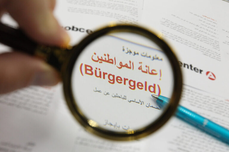 Ein Bürgergeldantrag auf Arabisch. Mohammed steht vor Michael auf der Liste der häufigsten Bezieher.