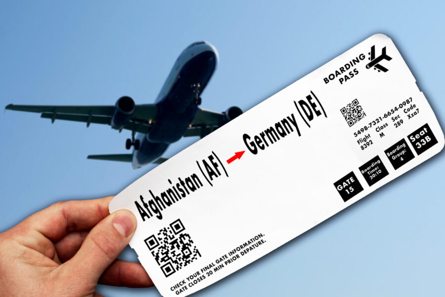 Die Bundesregierung fliegt weiter Afghanen nach Deutschland ein.