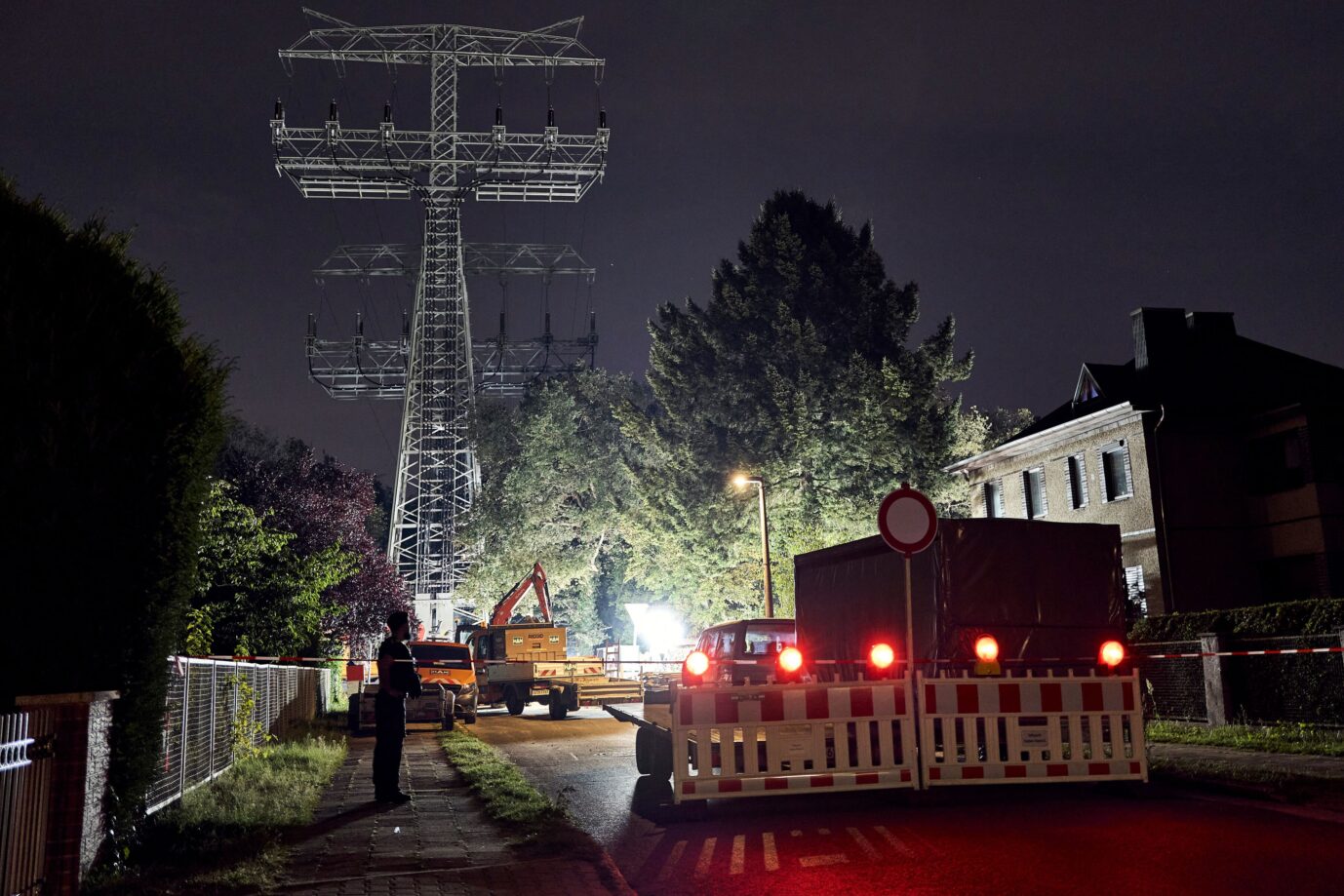Linksextreme sind für immer mehr Anschläge auf deutsche Infrastruktur verantwortlich. Der Strommast in Berlin war ein Ziel.