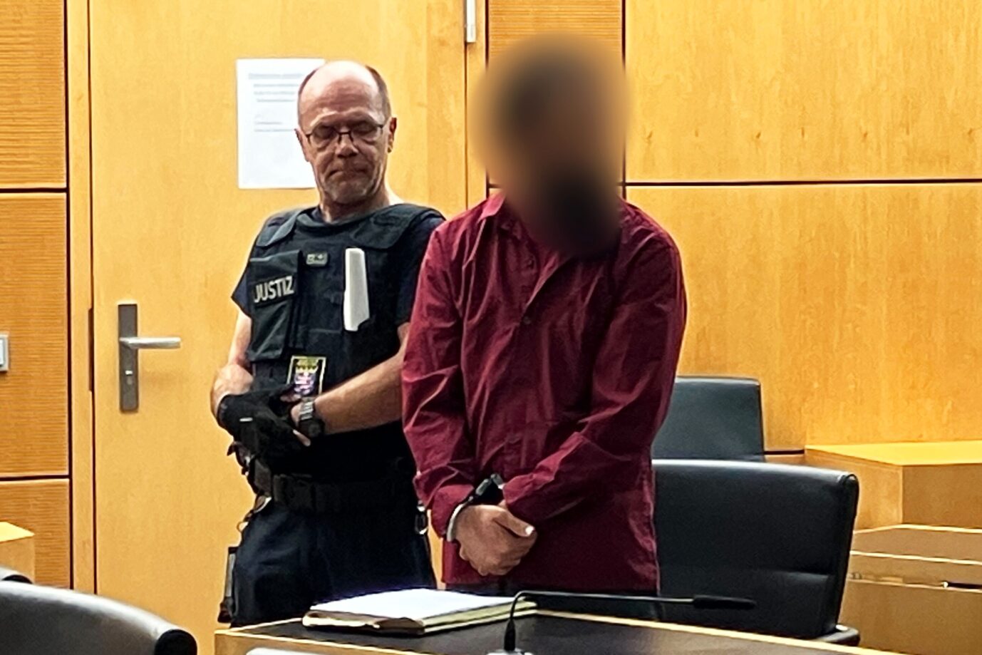 Der 37jährige Afghane Wahid H. im Landgericht Darmstadt