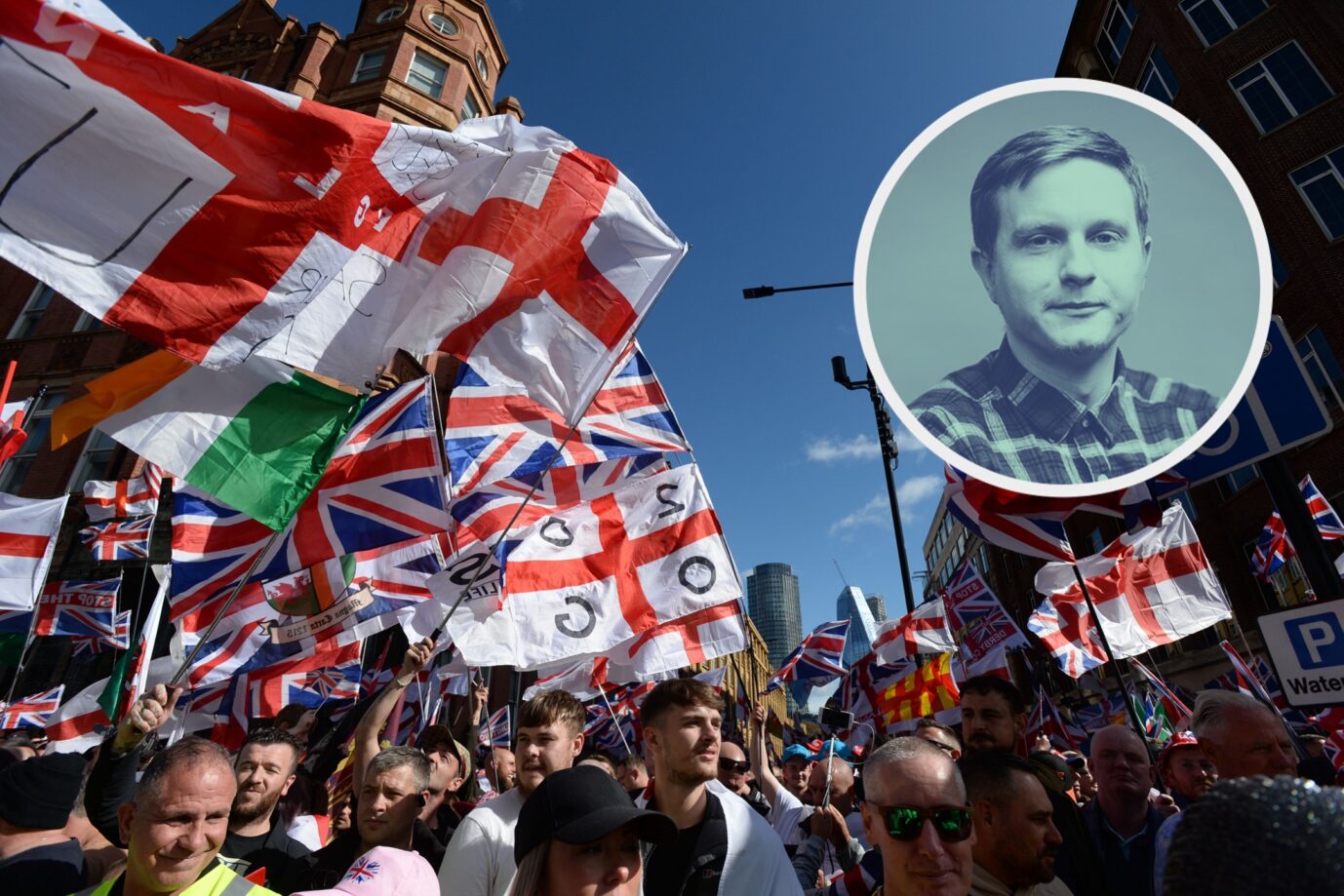 Teilnehmer des „Unite the Kingdom“-Marsches von Tommy Robinson: Die Gegendemo brachte nur 5.000 Besucher zustande. Es ist die bisher größte rechte Demo Großbritanniens. (Themenbild)