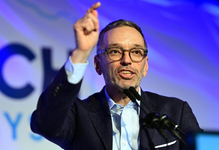 War auch in seiner eigentlichen Heimat in Bestform: FPÖ-Chef Herbert Kickl. Foto (Archiv): picture alliance / CHRISTIAN BRUNA / APA /