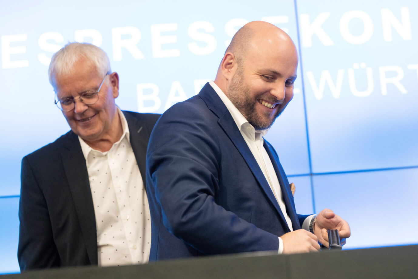 Co-Vorsitzende der baden-württembergischen AfD, Emil Sänze und Markus Frohnmaier: Sprechen von einem Sieg für den Rechtsstaat. (Themenbild)