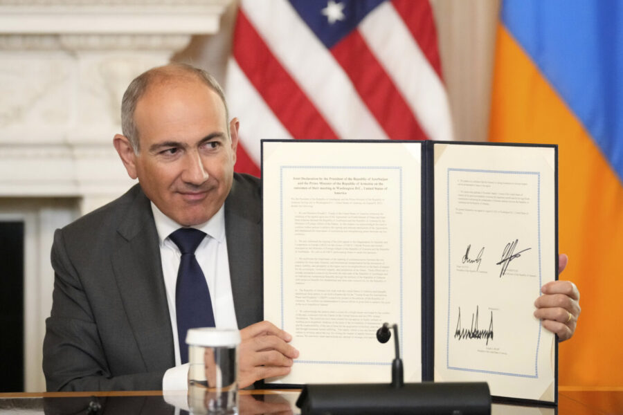 Versucht sein Land zu reformieren: Armeniens Premierminister Nikol Paschinjan. Foto: picture alliance / ASSOCIATED PRESS | Mark Schiefelbein