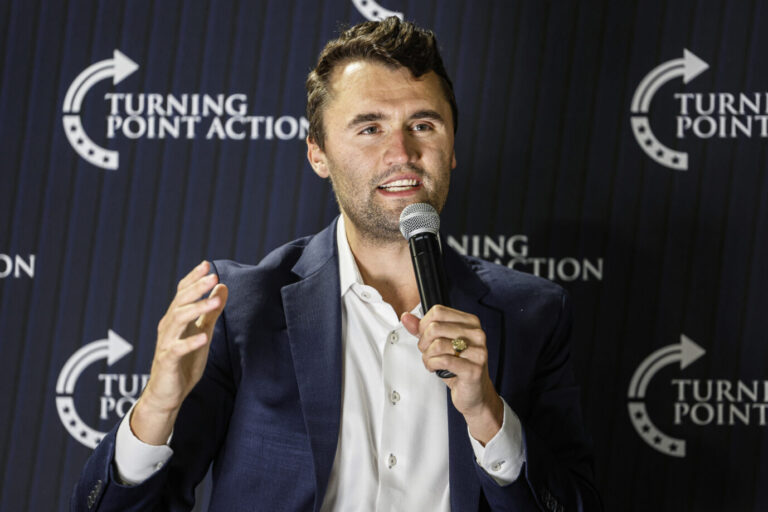 Das Bild zeigt Charlie Kirk.