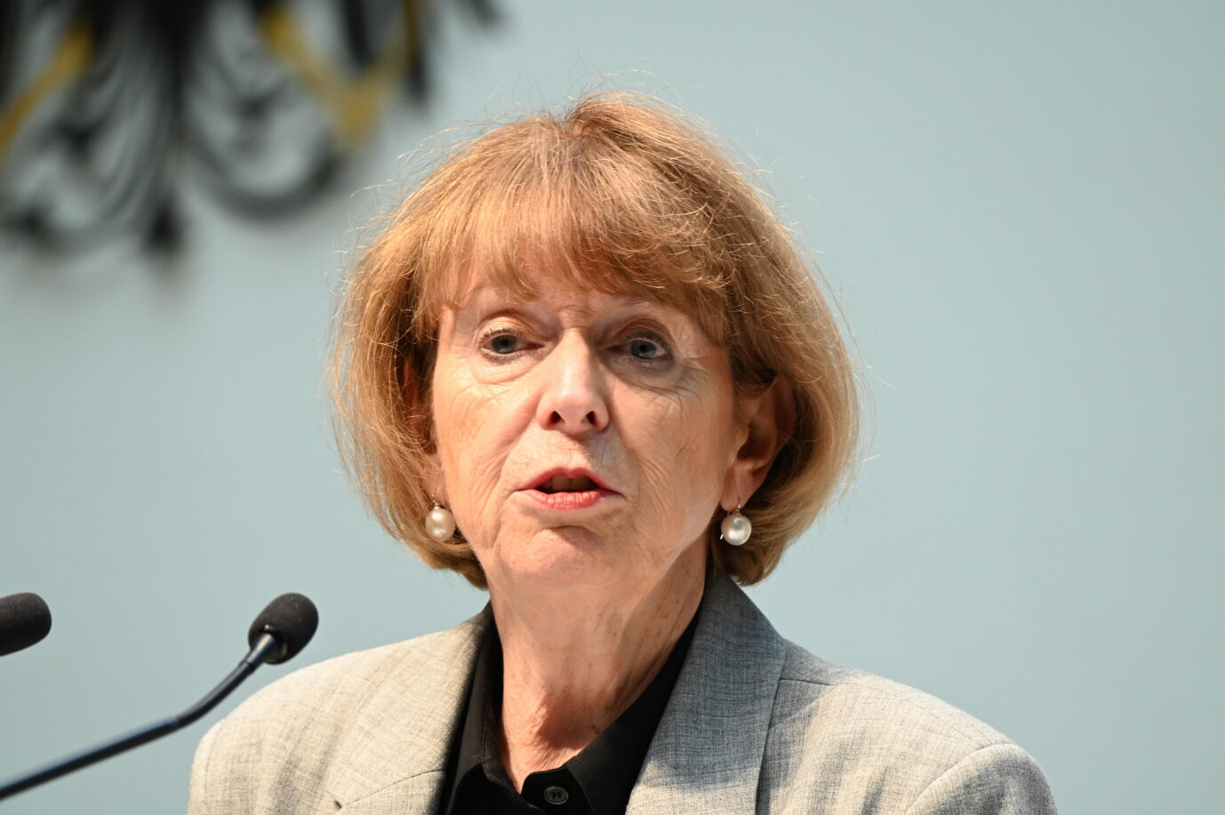 Hat das Autofahren und das Kochen verlernt: Henriette Reker. Foto: picture alliance / dpa | Horst Galuschka
