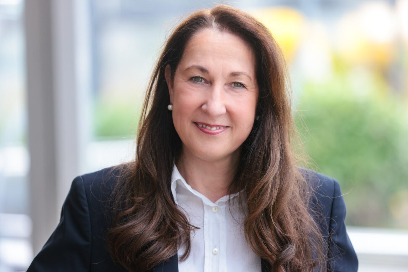 13 Stichverletzungen und diverse Schädelbrüche: Herdeckes gewählte Bürgermeisterin Iris Stalzer (SPD).
