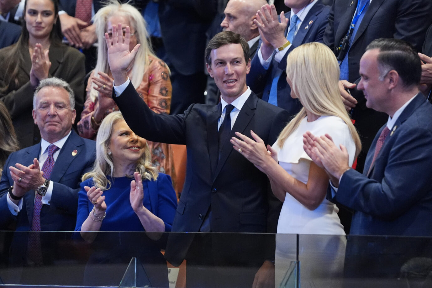 Jared Kushner ist Trumps Schwiegersohn und nimmt in den Friedensverhandlungen im Nahen Osten eine Schlüsselrolle ein. Selbst der politische Gegner zollt ihm Respekt.