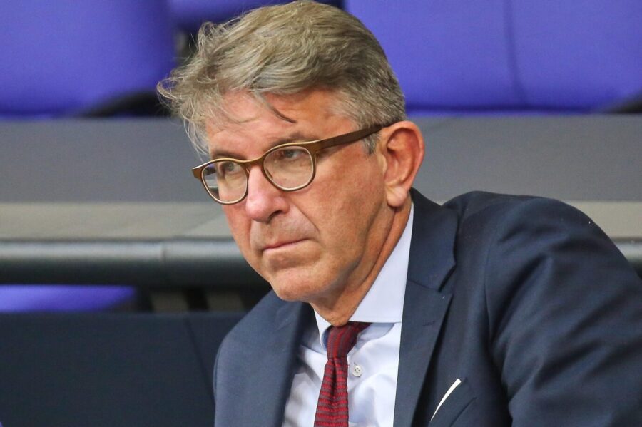 In großer Erklärungsnot: Kulturstaatsminister Wolfram Weimer.