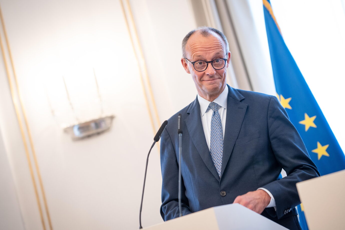 Bundeskanzler Friedrich Merz (CDU): Mit seiner „Stadtbild“-Aussage meinte er vor allem illegale und arbeitslose Migranten. (Themenbild)