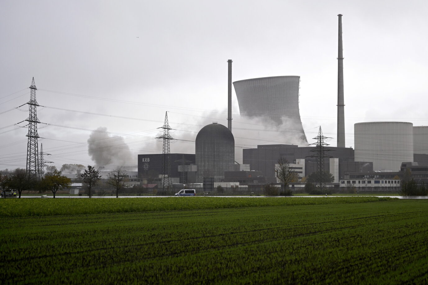 Die Kühltürme des Kernkraftwerks in Gundremmingen werden gesprengt: Energiepolitische Geisterfahrt?
