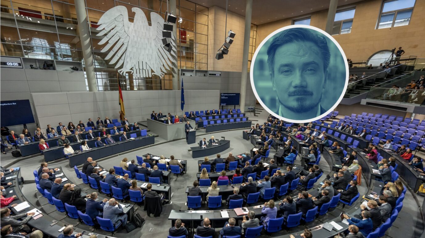 Man sieht den Sitzungssaal des deutschen Parlaments im Bundestag – wie weit ist es mit dessen demokratischer Legitimitation her? Der Volkswille der BSW-Wähler wurde jedenfalls ignoriert