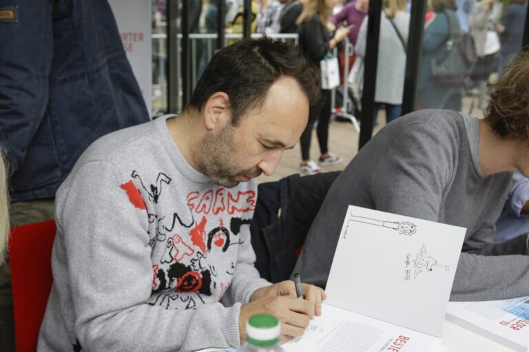 Er gewann den Preis auch schon im Jahr 2019: Piero Masztalerz. Foto: picture alliance / Pacific Press | Michael Debets